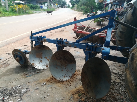 ขายผานสามโครงสี่พีทีสภาพสวย