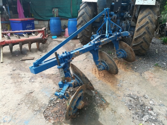 ขายผานสามโครงสี่พีทีสภาพสวย ขายผานสามโครงสี่พีทีสภาพสวย