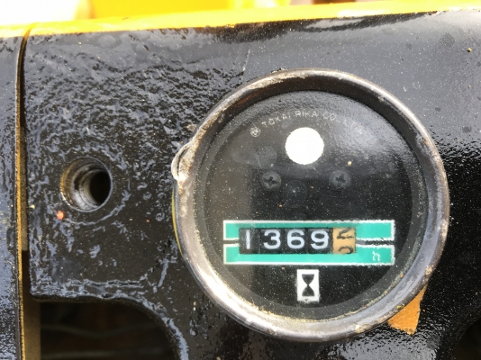 Komatsu pc01-1สภาพดีเก่าญี่ปุ่นมีใบอินวอยไม่เคยใช้ในไทยใช้น้อย