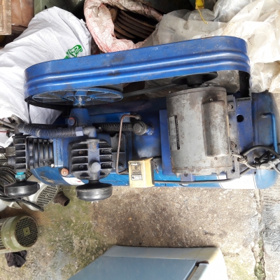 ขาย !! ปั้มลม.พูม่า.ขนาด1/2แรง2สูบ.ถัง64ลิตร.มอเตอร์.ฮิตาชิ220v.พร้อมใช้งาน