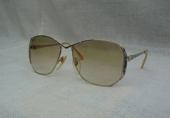 แว่นตาเทพเจ้าของชาวเยอรมัน ยุค &#039;90s สภาพเนี๊ยบ ! Vintage RODENSTOCK handmade in Germany