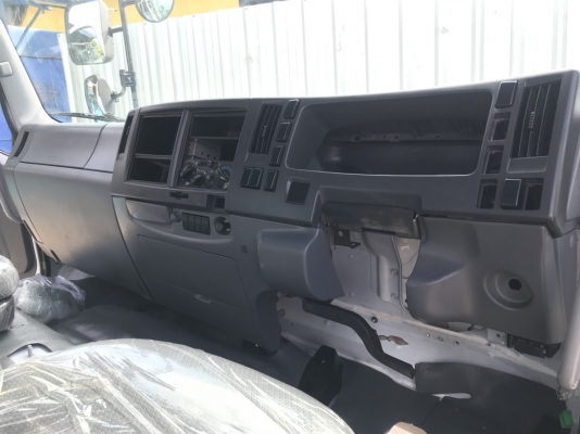 หัวรถยี่ห้อ ISUZU รุ่น 360