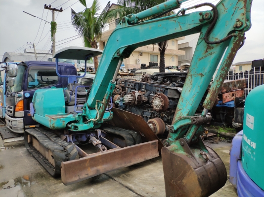 ขายรถขุด แบคโฮ โคมัสสุ KOMATSU PC40-7E รถเก่าญี่ปุ่น ไม่เคยใช้งานในไทย สภาพสวย