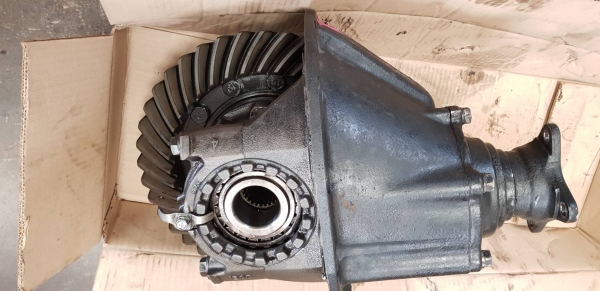 เฟื่องท้ายHINO เมกก้าญี่ปุ่น