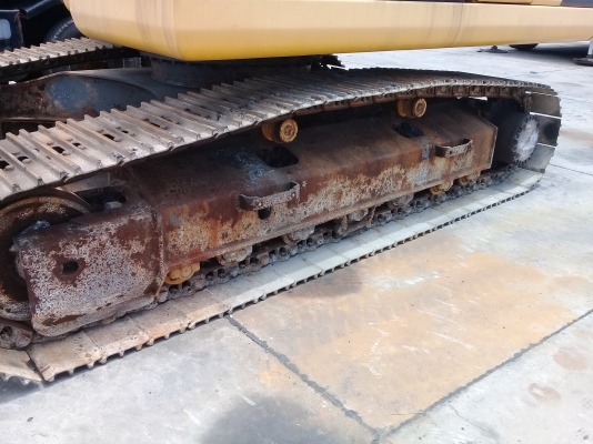 รถขุด pc 200-8 รถขุด pc 200-8