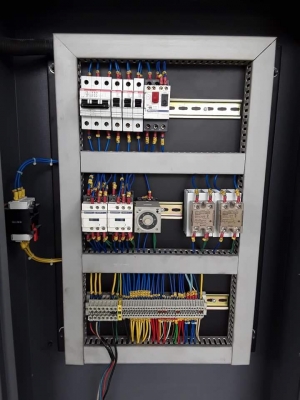 ขาย TWO ROLL MILL สำหรับงานในห้องแล๊ปเทส หรือฝ่ายผลิตสูตร ขนาดลูกกลิ้ง 112x280 ปี 2005 MACH GROUP 5.5 kW.ไฟ 380V.เครื่องแน่นสวย พร้อมใช้งาน สินค้ายกเข้ามาไว้ที่โรงงานผมแล้วครับ อยู่ที่ ซ.นิมิตใหม่ 63 คลองสามวา กทม.เข้ามาดูงาน กรุณาโทรนัดล่วงหน้า ANU ขาย TWO ROLL MILL สำหรับงานในห้องแล๊ปเทส หรือฝ่ายผลิตสูตร ขนาดลูกกลิ้ง 112x280 ปี 2005 MACH GROUP 5.5 kW.ไฟ 380V.เครื่องแน่นสวย พร้อมใช้งาน สินค้ายกเข้ามาไว้ที่โรงงานผมแล้วครับ อยู่ที่ ซ.นิมิตใหม่ 63 คลองสามวา กทม.เข้ามาดูงาน กรุณาโทรนัดล่วงหน้า ANU