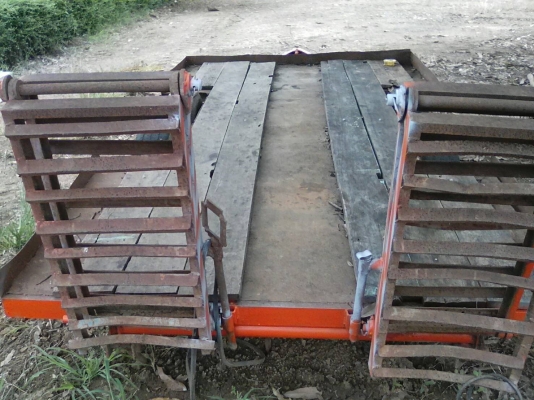 ขอขายเทเลอร์บรรทุกรถไถหรือ รถอื่นๆ 4ล้อคู่ยาง4เส้น190×3.50บันไดท้ายพับขึ้นลงสะดวกราคา 17,500 ต่อรองได้ สนใจสอบถามได้ครับ 0819717099 ผอ.ภัทรพงษ์ ขอขายเทเลอร์บรรทุกรถไถหรือ รถอื่นๆ 4ล้อคู่ยาง4เส้น190×3.50บันไดท้ายพับขึ้นลงสะดวกราคา 17,500 ต่อรองได้ สนใจสอบถามได้ครับ 0819717099 ผอ.ภัทรพงษ์