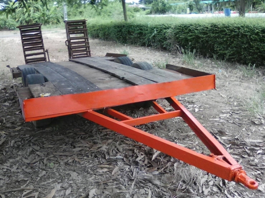 ขอขายเทเลอร์บรรทุกรถไถหรือ รถอื่นๆ 4ล้อคู่ยาง4เส้น190&times;3.50บันไดท้ายพับขึ้นลงสะดวกราคา 17,500 ต่อรองได้ สนใจสอบถามได้ครับ 0819717099 ผอ.ภัทรพงษ์