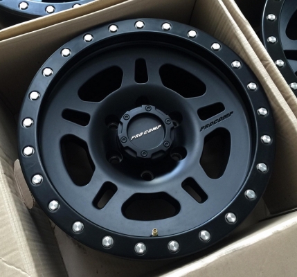 ถอดขาย ล้อProcompแท้  Series 29 ใส่เดือนเดียว สภาพใหม่มาก4วง