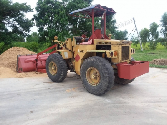 ขายรถตักล้อยางเอวอ่อน ขายรถตักล้อยางเอวอ่อน