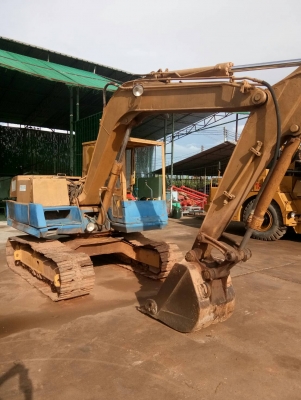 ขาย รถแบคโฮ PC60-5 สภาพพร้อมไช้ ขาย รถแบคโฮ PC60-5 สภาพพร้อมไช้