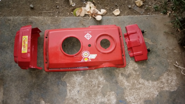 ขายฝาคอบ.อี.ที.110.ฝาบน13ชิ้นตนะแกรงขวา9ชิ้นตระแกรงซ้าย6ชิ้นมีอีกหลายรายการครับ