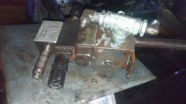 โล๊ะครับ ไฮดรอลิก ใช้งานได้ปกติ