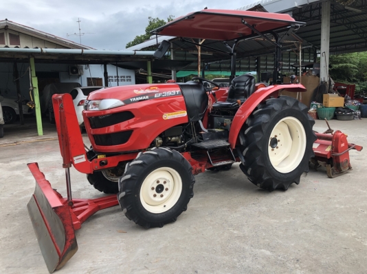 ขายรถไถยันมาร์ EF393T (4WD)2เพลา พร้อมอุปกรณ์ ใบมีดดันดินและโลเตอร์รี ราคา 328,000 บาท พร้อมส่งฟรีถึง โทรสอบถามได้เลยค่ะ 081-9136451 ขอดูรูปทาง Line:Bow6451  รถสวย สภาพพร้อมใช้งาน  เครื่องดี เกียร์ดี ยางดีทั้ง 4 เส้น ตรวจเชคเรียบร้อยค่ะ เล่มทะเบียนพร้อม