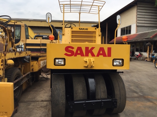 รถบดล้อยาง9ล้อ SAKAI TS 150 สวยพร้อมใช้งาน เอกสารเล่มทะเบียน