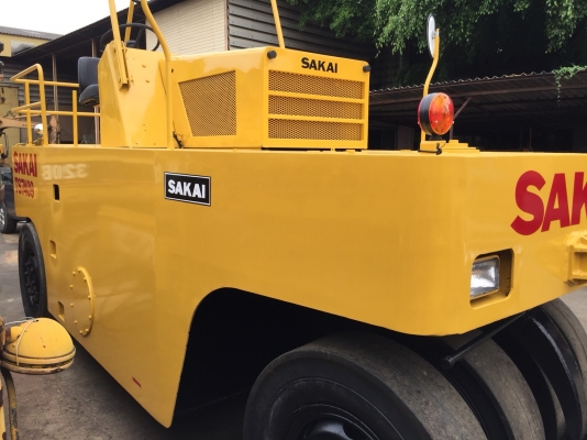 รถบดล้อยาง9ล้อ SAKAI TS 150 สวยพร้อมใช้งาน เอกสารเล่มทะเบียน