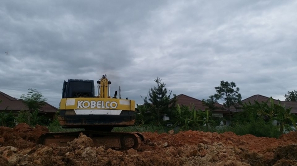 ขายรถชุดแบ็คโค SK120-3มาร์คทรีไฟฟ้าครบ เอกสารใบอินวอยซ์ ช่วงล่างดี ปั๊มดี ทำงานทุกวัน วีดีโอการทำงานhttpsyoutu.bep_D9e-d6DK4