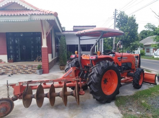 ขายรถไถ KUBOTA L4708 ทำงาน 1178ชม. ใบมีดหน้า ผาน5 เ