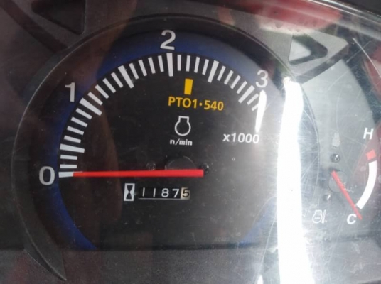 ขายรถไถ KUBOTA L4708 ทำงาน 1178ชม. ใบมีดหน้า ผาน5 เ