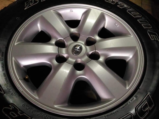 ล้อแม็ก Toyota Vigo ขอบ 17(6/139)พร้อมยาง Bridgestone Dueler A/T 265 65 17 ผลิตปี 2015 ยางสวย ล้อเดิมๆไม่มีซ่อม ขายถูกๆ ทั้งชุด 7900.- *** ใส่ฟรี รับเทิร์น รับบัตรเครดิตทุกธนาคาร ส่งทั่วไทย *** ล้อแม็ก Toyota Vigo ขอบ 17(6/139)พร้อมยาง Bridgestone Dueler A/T 265 65 17 ผลิตปี 2015 ยางสวย ล้อเดิมๆไม่มีซ่อม ขายถูกๆ ทั้งชุด 7900.- *** ใส่ฟรี รับเทิร์น รับบัตรเครดิตทุกธนาคาร ส่งทั่วไทย ***