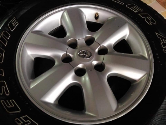 ล้อแม็ก Toyota Vigo ขอบ 17(6/139)พร้อมยาง Bridgestone Dueler A/T 265 65 17 ผลิตปี 2015 ยางสวย ล้อเดิมๆไม่มีซ่อม ขายถูกๆ ทั้งชุด 7900.- *** ใส่ฟรี รับเทิร์น รับบัตรเครดิตทุกธนาคาร ส่งทั่วไทย *** ล้อแม็ก Toyota Vigo ขอบ 17(6/139)พร้อมยาง Bridgestone Dueler A/T 265 65 17 ผลิตปี 2015 ยางสวย ล้อเดิมๆไม่มีซ่อม ขายถูกๆ ทั้งชุด 7900.- *** ใส่ฟรี รับเทิร์น รับบัตรเครดิตทุกธนาคาร ส่งทั่วไทย ***