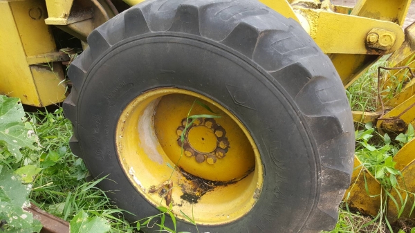 ขายตามสภาพ รถตัก KOMATSU 510 กรองคู่ รถจอดไว้นานต้องเช็คระบบทั้งคัน ราคาต่อรองได้ครับ