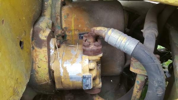 ขายตามสภาพ รถตัก KOMATSU 510 กรองคู่ รถจอดไว้นานต้องเช็คระบบทั้งคัน ราคาต่อรองได้ครับ