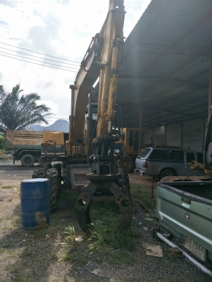ขายรถแบคโฮ KOMATSU PW100-3 ติดหัวคีปไม้แบบหมุน ราคา 450000