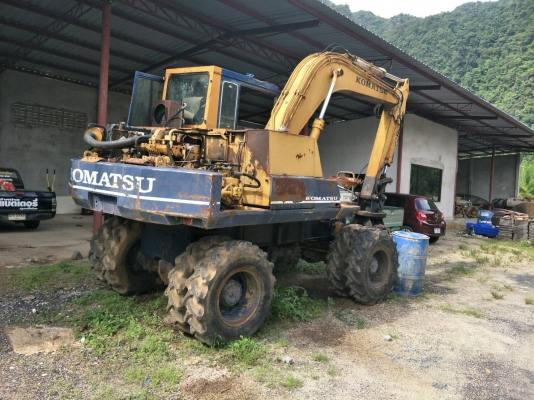 ขายรถแบคโฮ KOMATSU PW100-3 ติดหัวคีปไม้แบบหมุน ราคา 450000
