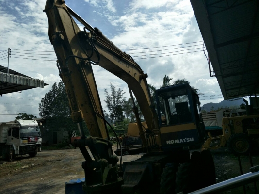 ขายรถแบคโฮ KOMATSU PW100-3 ติดหัวคีปไม้แบบหมุน ราคา 450000