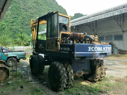 ขายรถแบคโฮ KOMATSU PW100-3 ติดหัวคีปไม้แบบหมุน ราคา 450000