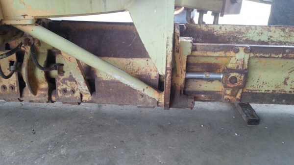 ขายรถเกรด CAT 140 H สมบูรณ์ทุกระบบแห้งทั้งคันไม่มีรั่วซึมไม่มีจุดหลวมแอร์เอกสารเล่มทะเบียนราคา 2,400,000