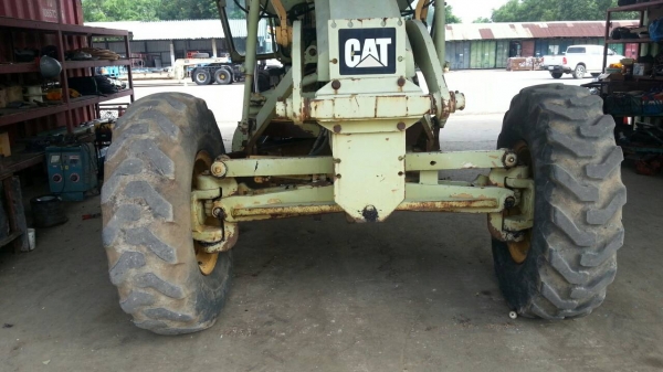 ขายรถเกรด CAT 140 H สมบูรณ์ทุกระบบแห้งทั้งคันไม่มีรั่วซึมไม่มีจุดหลวมแอร์เอกสารเล่มทะเบียนราคา 2,400,000