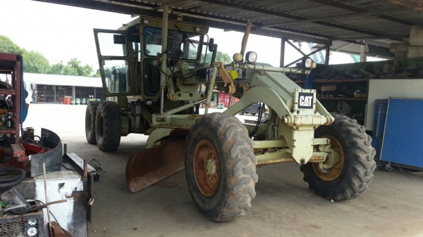 ขายรถเกรด CAT 140 H สมบูรณ์ทุกระบบแห้งทั้งคันไม่มีรั่วซึมไม่มีจุดหลวมแอร์เอกสารเล่มทะเบียนราคา 2,400,000