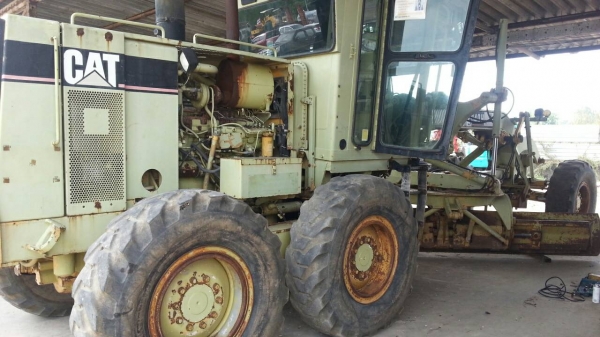 ขายรถเกรด CAT 140 H สมบูรณ์ทุกระบบแห้งทั้งคันไม่มีรั่วซึมไม่มีจุดหลวมแอร์เอกสารเล่มทะเบียนราคา 2,400,000