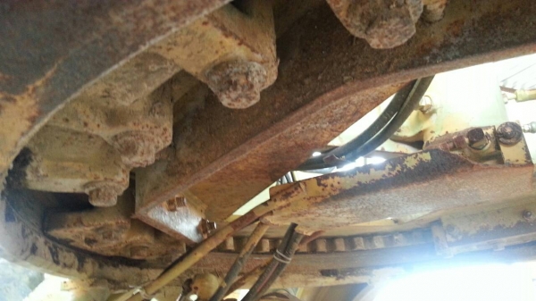 ขายรถเกรด CAT 140 H สมบูรณ์ทุกระบบแห้งทั้งคันไม่มีรั่วซึมไม่มีจุดหลวมแอร์เอกสารเล่มทะเบียนราคา 2,400,000