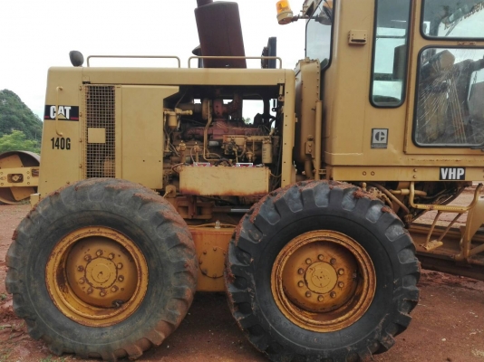 ขายรถเกรด CAT140G เอกสารเล่มทะเบียนราคา 2,100,000
