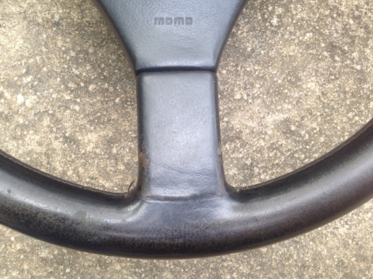 พวงมาลัยหนัง momo แท้ อิตาลี่ คอ isuzu tfr cameo rodeo  2500บาท