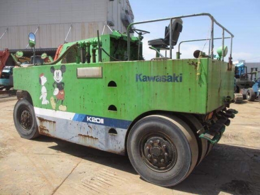ขายรถบด 9 ล้อ KAWASAKI KR20C FROM JAPAN สภาพพร้อมใช้งาน สนใจติดต่อ 063-9316985 ID LINE : 0639316985 ครับ