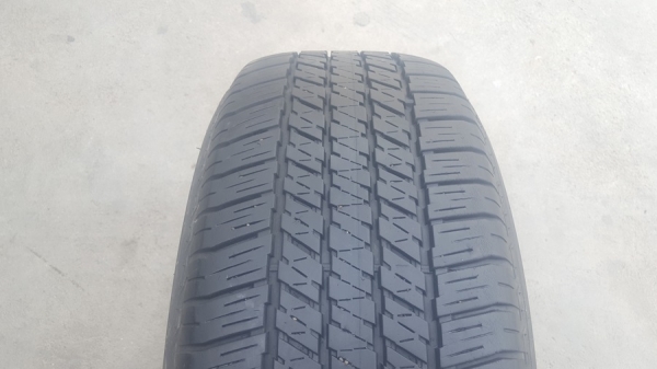 ขายยาง\% 265/60/18 ปี 16 BRIDGESTONE 684 4 เส้น ขายยาง\% 265/60/18 ปี 16 BRIDGESTONE 684 4 เส้น