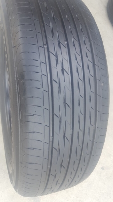 ขายยาง\%215/60/16 ปี 16/2เส้น+17/2เส้น BRIDGESTONE GR100 4 เส้น ขายยาง\%215/60/16 ปี 16/2เส้น+17/2เส้น BRIDGESTONE GR100 4 เส้น