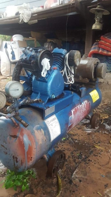 ขายปั้มลมพูม่า 3 แรง 180 ลิตร เก่าเก็บ ขายปั้มลมพูม่า 3 แรง 180 ลิตร เก่าเก็บ