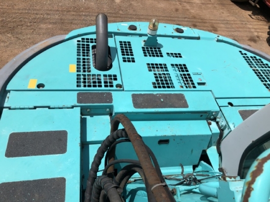 ขายรถขุด KOBELCO SK200SR มีลายหัวกระแทก รถนอกนำเข้าเองจากญี่ปุ่น สภาพสวยพร้อมใช้ มีVDOการทำงานครับ