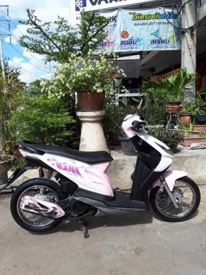 Honda Icon สีชมพูขาว รถสภาพดี พร้อมใช้ ราคาถูก Honda Icon สีชมพูขาว รถสภาพดี พร้อมใช้ ราคาถูก