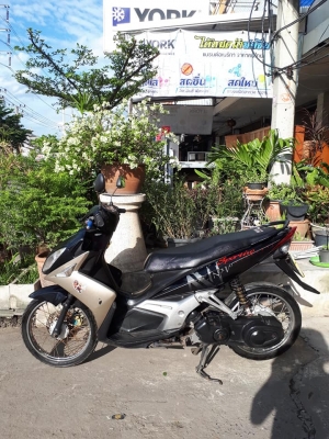 นูโว อิริแกนท์ 135 cc. สีดำเทา รถสภาพดี ขับสบาย พร้อมใช้ นูโว อิริแกนท์ 135 cc. สีดำเทา รถสภาพดี ขับสบาย พร้อมใช้