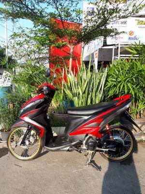 หัวฉีดรุ่นใหม่ Mio 125i GT ปี 2556 สีดำแดง ขับหล่อสปอร์ต