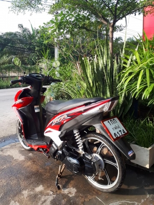 ราคาถูก Mio 125 i รุ่น RR ปี 2556 สีแดงขาว รถหล่อสปอร์ต รุ่นใหม่หัวฉีด ราคาถูก Mio 125 i รุ่น RR ปี 2556 สีแดงขาว รถหล่อสปอร์ต รุ่นใหม่หัวฉีด