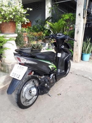 รุ่นใหม่หัวฉีด Mio 125 i รุ่น GT สีเทาดำ ปี 2556 หล่อสปอร์ต