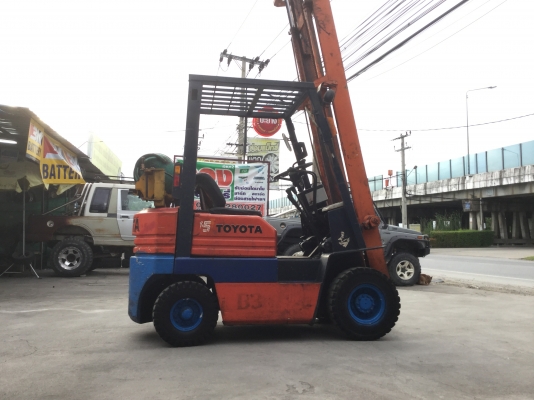 อาร์ ซี เอช โฟรคลิฟท์ ขาย โตโยต้า รุ่น 5 เบนซิล 1.5 ตัน เสา 3 เมตร