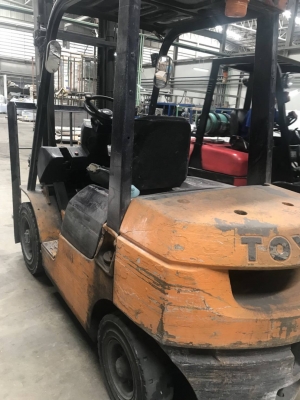 อาร์ ซี เอช โฟรคลิฟท์ ขาย โตโยต้า รุ่น 7 ดีเซล เสา 4 เมตร